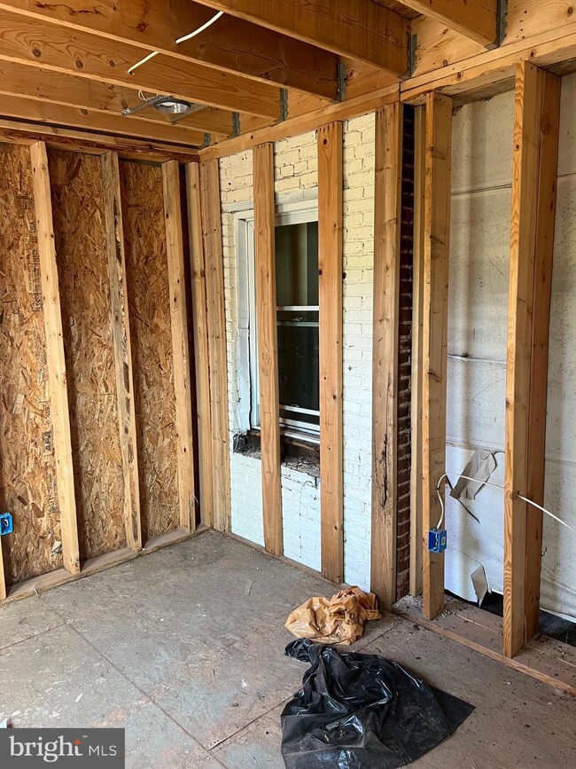 3407 E Lombard St, Baltimore, MD 21224 - photo 4