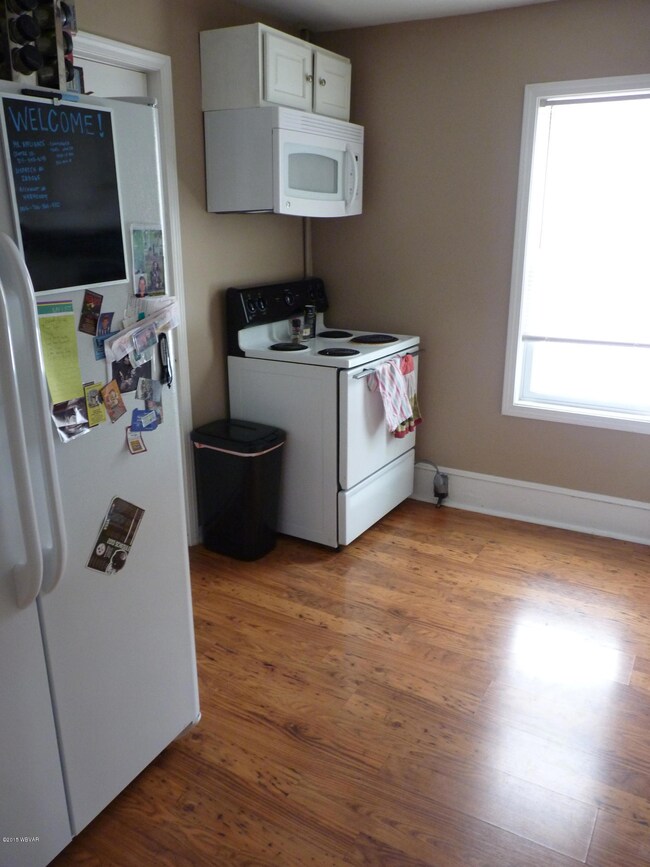 71 8 St, Jersey Shore, PA 17740 - photo 5