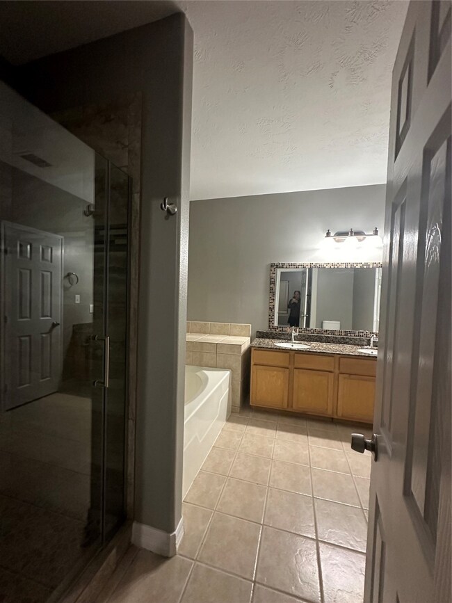 10602 Logger Pine Trails, Houston, TX 77088 - photo 7