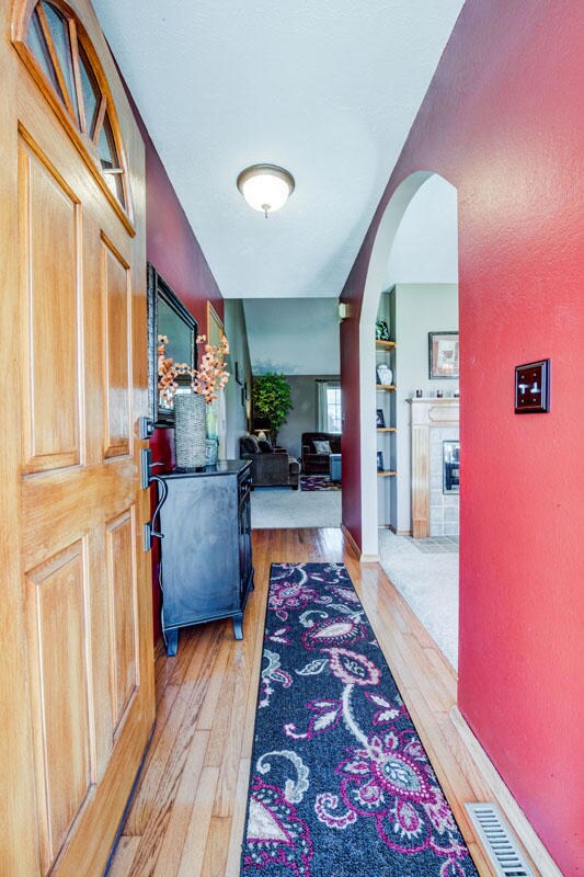 216 Shady Acres Cir, Nixa, MO 65714 - photo 2