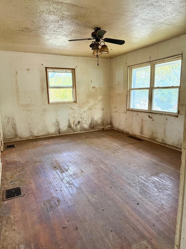 432 N Joplin Ave, Joplin, MO 64801 - photo 5