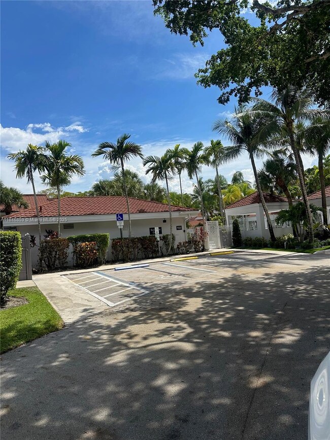 9257 NW 9th Place unit 23B, Plantation, FL 33324 - photo 4