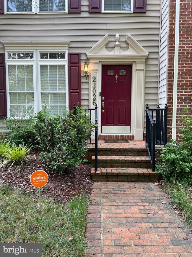 23026 Winged Elm Dr, Clarksburg, MD 20871 - photo 2