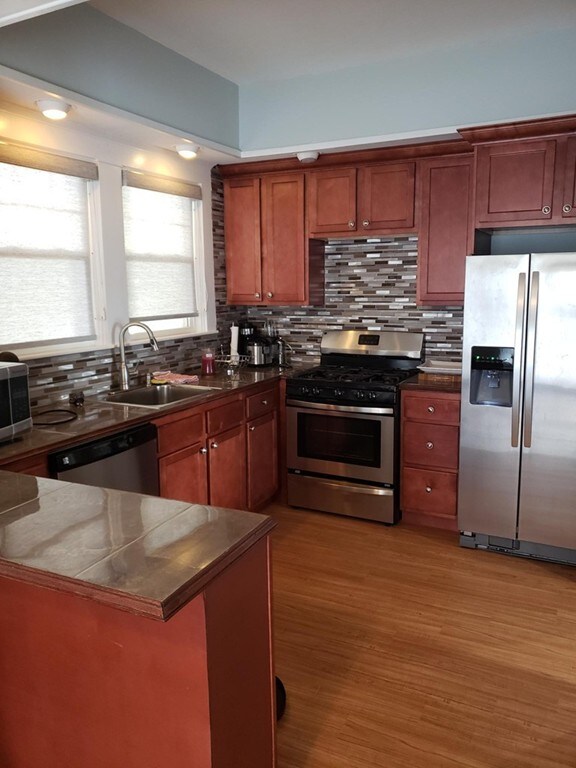 325 Rockdale Ave, New Bedford, MA 02740 - photo 6