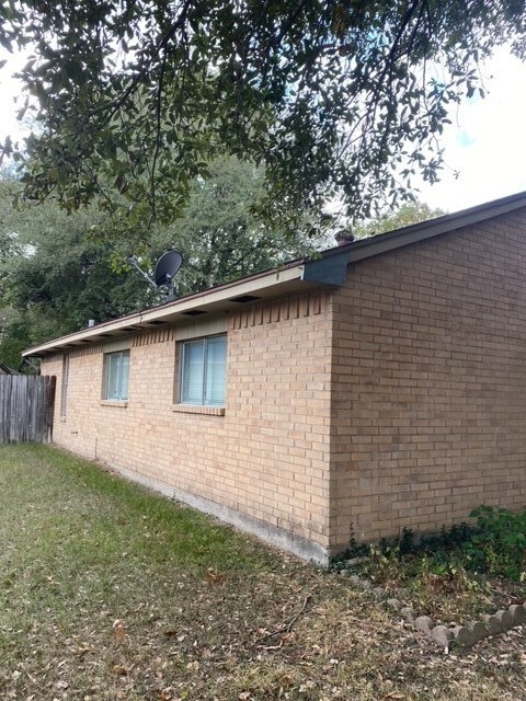 14127 Magnolia Springs Dr, Houston, TX 77066 - photo 3