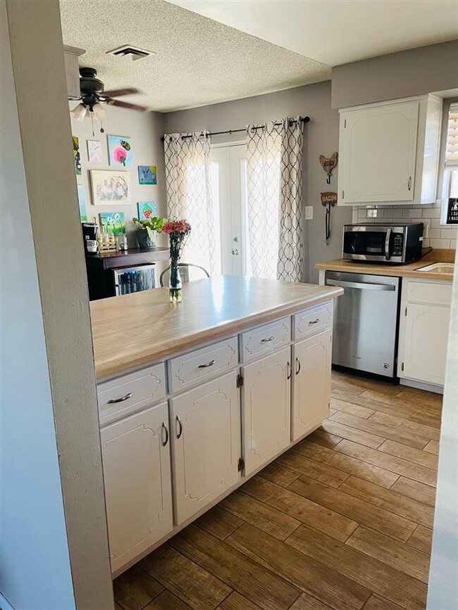 4469 W 17th Place, Yuma, AZ 85364 - photo 7