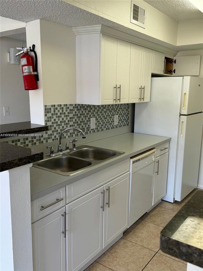 10501 SW 155th Ct unit 1121, Miami, FL 33196 - photo 4