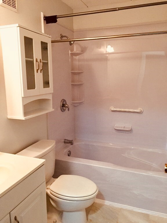 308 Quarry St unit 501, Quincy, MA 02169 - photo 3