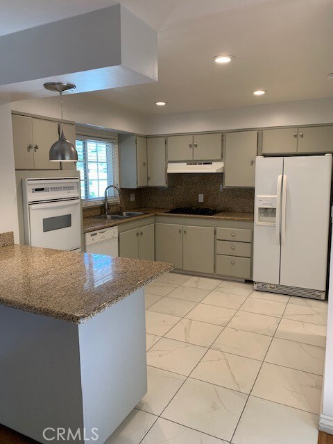 8431 Fox Hills Ave, Buena Park, CA 90621 - photo 2