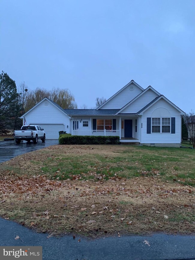 35379 Golf Course Dr, Mechanicsville, MD 20659 - photo 2