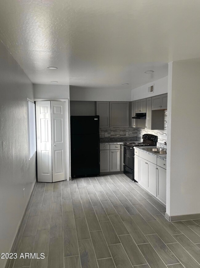 1222 E Mountain View Rd unit 219, Phoenix, AZ 85020 - photo 4