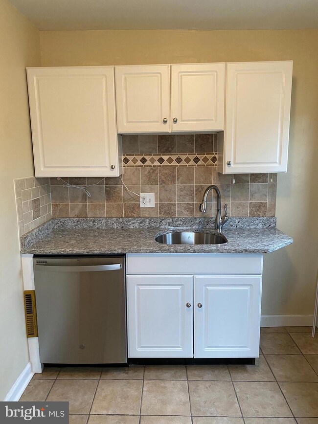 239 S Atlantic Ave, Haddonfield, NJ 08033 - photo 2