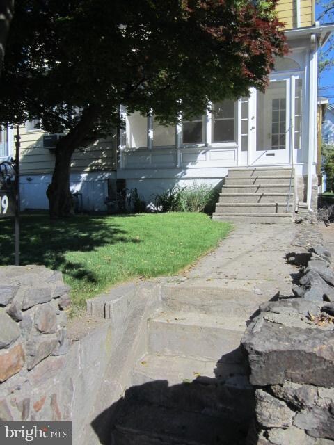 619 Baily Rd, Lansdowne, PA 19050 - photo 2