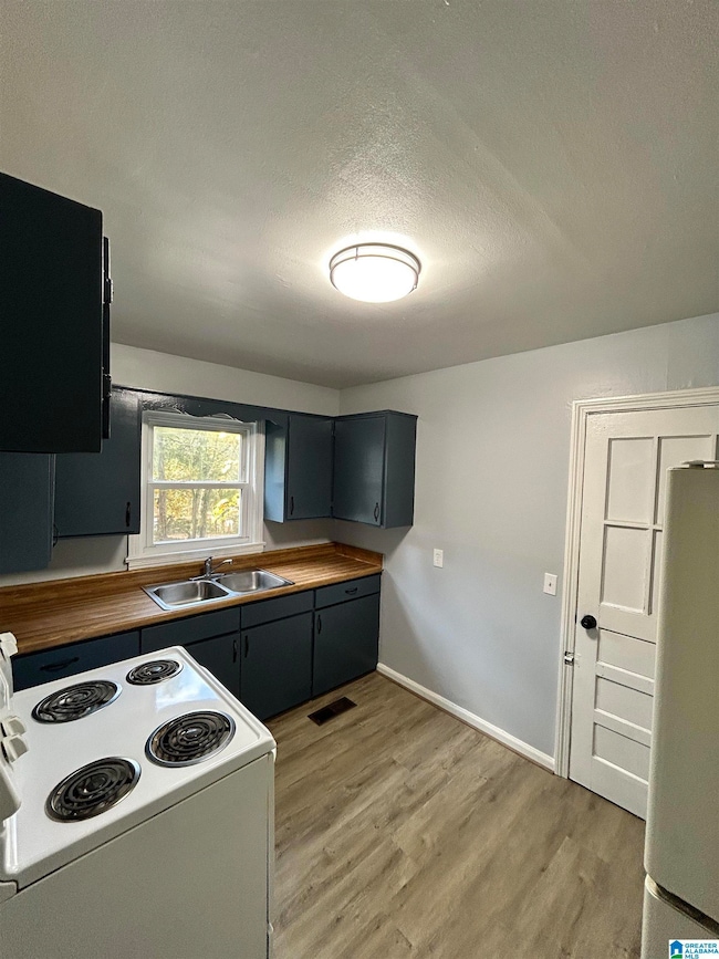 1009 82nd St S, Birmingham, AL 35206 - photo 5