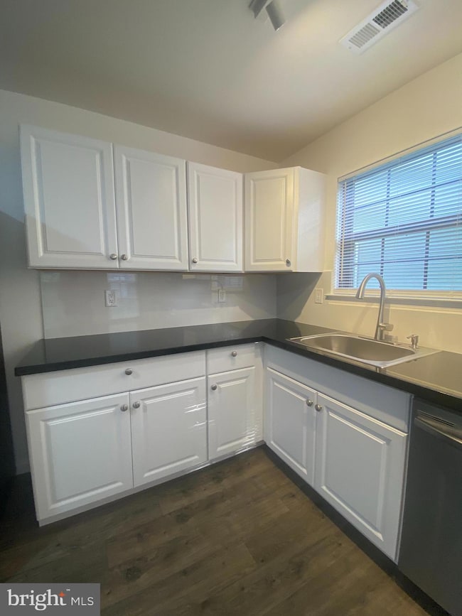 532 Cormorant Dr, Voorhees, NJ 08043 - photo 5