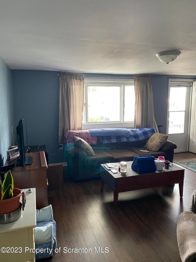 631 633 Hemlock St, Scranton, PA 18505 - photo 5