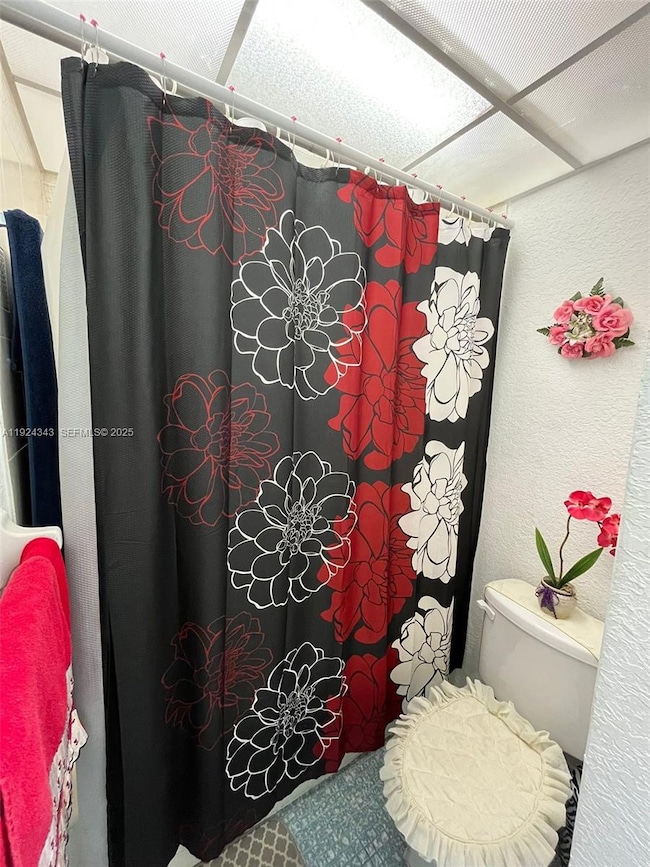 Bella Venizia unit 207, Hialeah, FL 33014 - photo 2