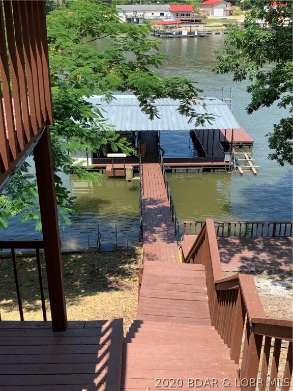 2 WELL DOCK WITH SWIM PLATFORM AND BOAT LIFT