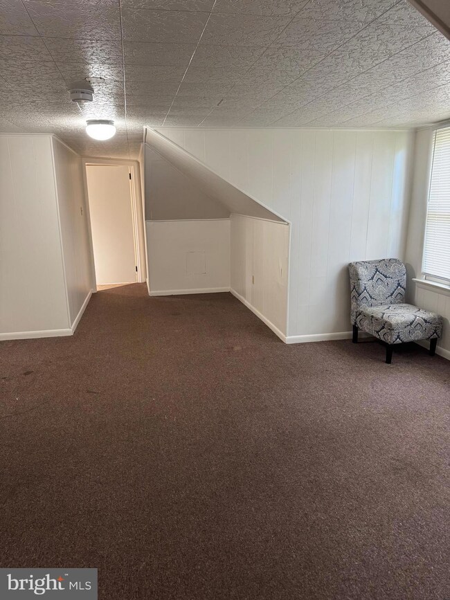 2802 Lincoln Hwy E unit SECOND FLR, Ronks, PA 17572 - photo 4