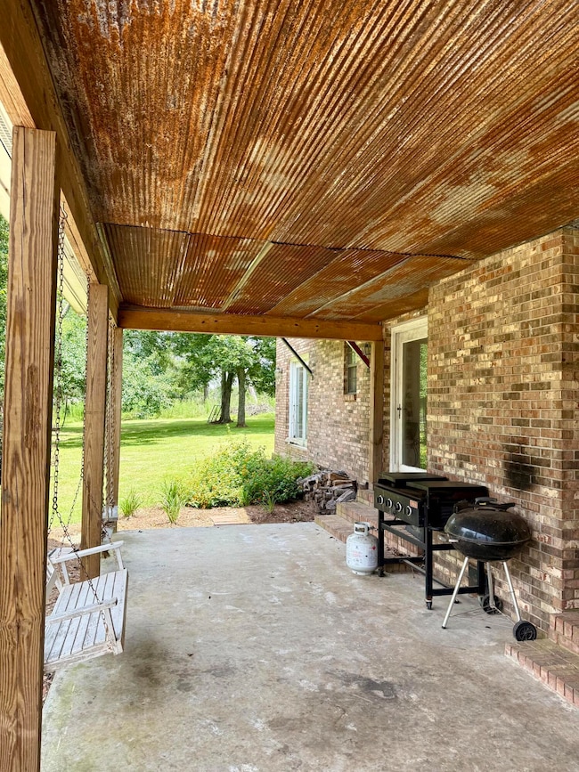 405 Lillis Rd, Columbia, MS 39429 - photo 5