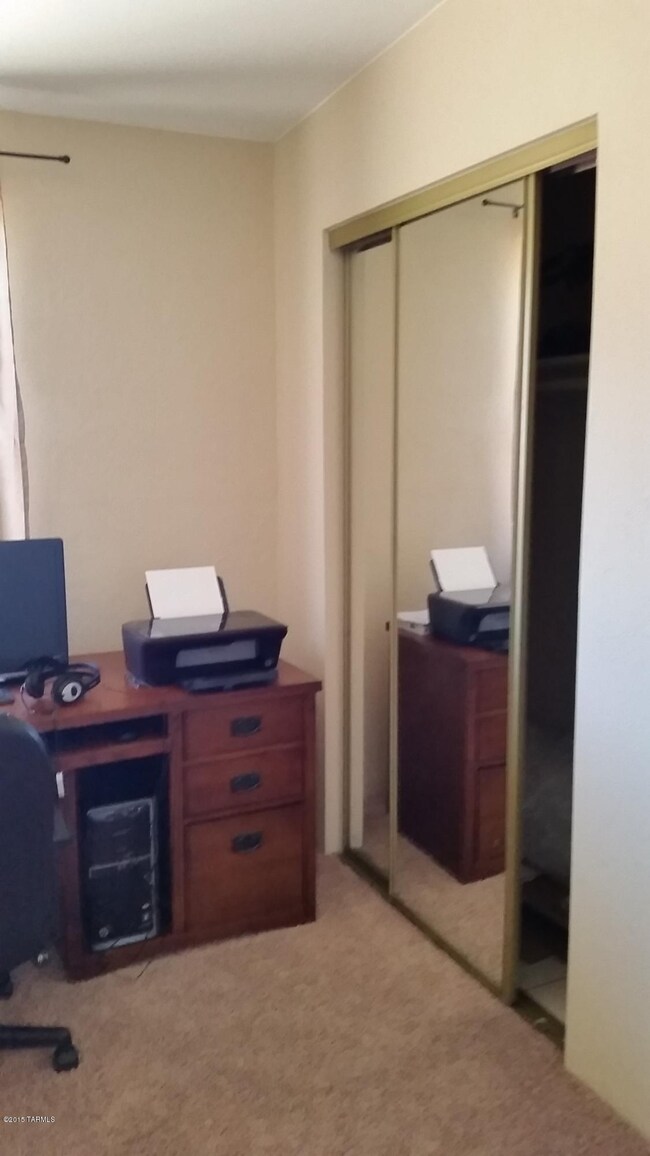 bedroom 3-1.jpg