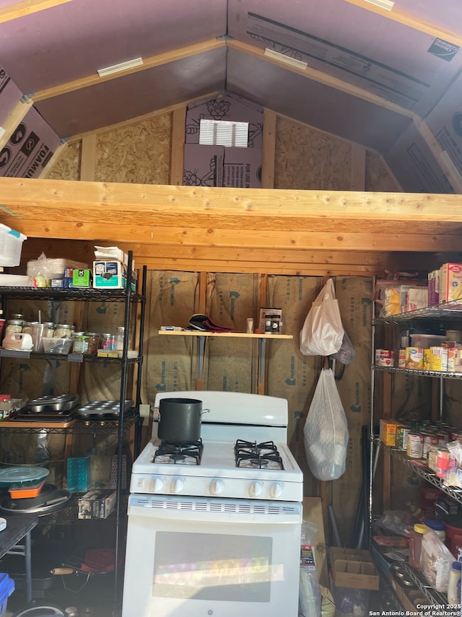 342 Park, Bandera, TX 78003 - photo 5