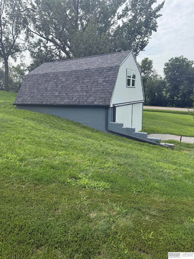 27566 Magnolia Rd, Underwood, IA 51576 - photo 5