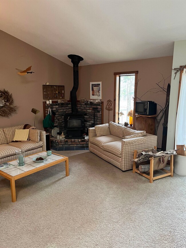 1299 Quechee Main St unit 1B, Hartford, VT 05001 - photo 4