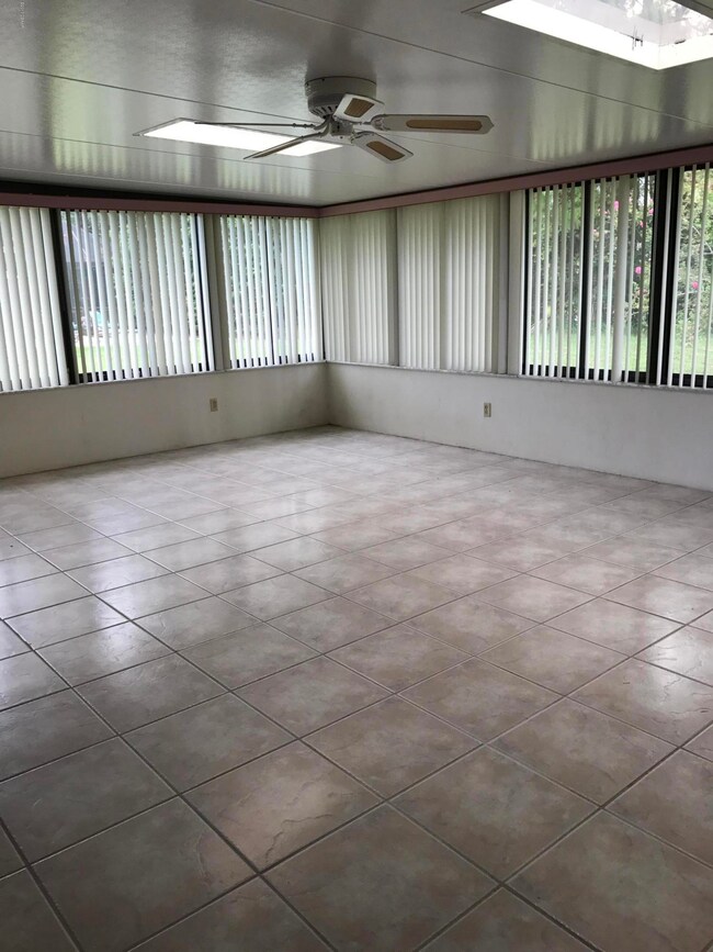 Hugh Bonus Room