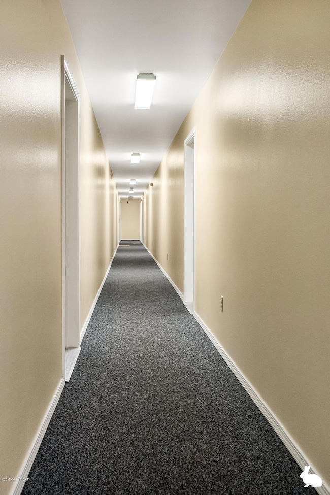 4_Hallway