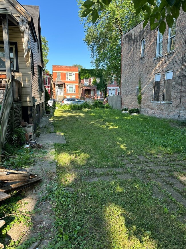 unlisted-address, Chicago, IL 60621 - photo 6