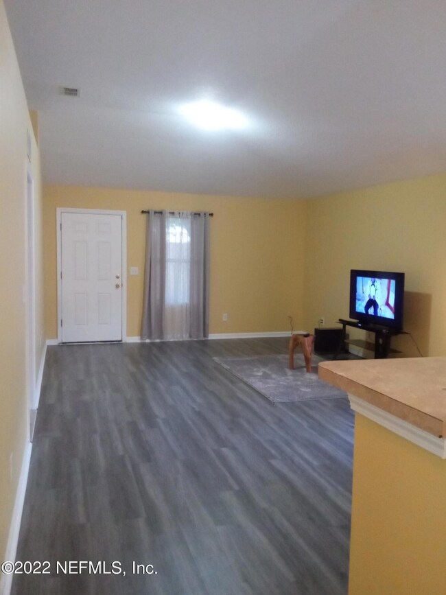 8508 India Ave, Jacksonville, FL 32211 - photo 6