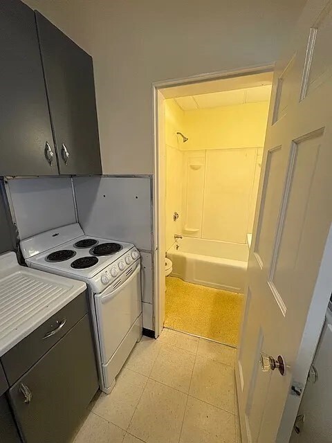 293 Lafayette St unit 7, Salem, MA 01970 - photo 5
