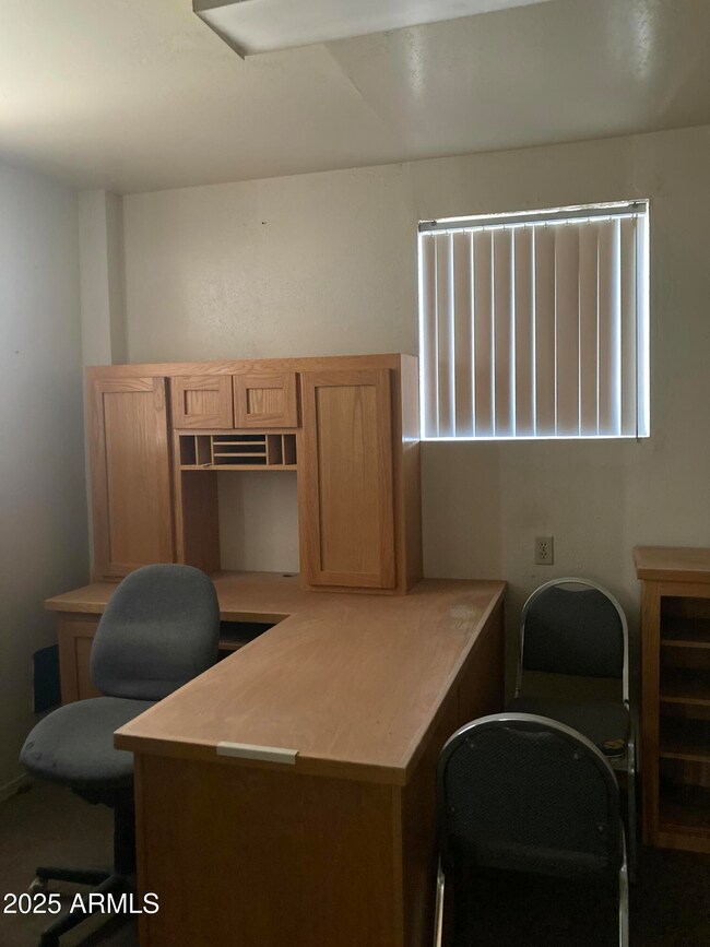 Office IMG_2981
