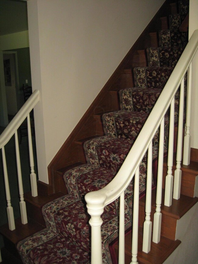 1300 Millington Ct, Columbus, OH 43235 - photo 2