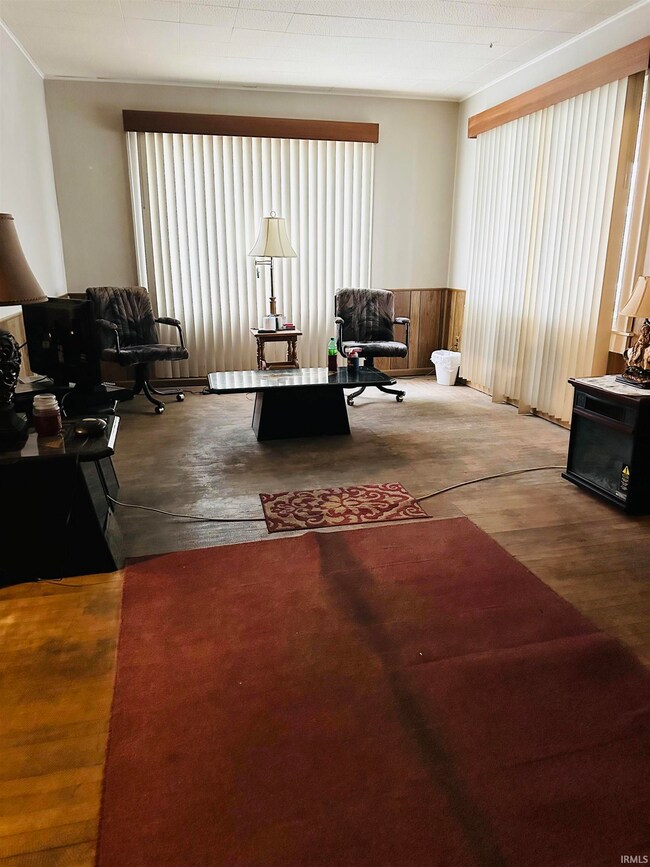 HARDWOOD FLOORS