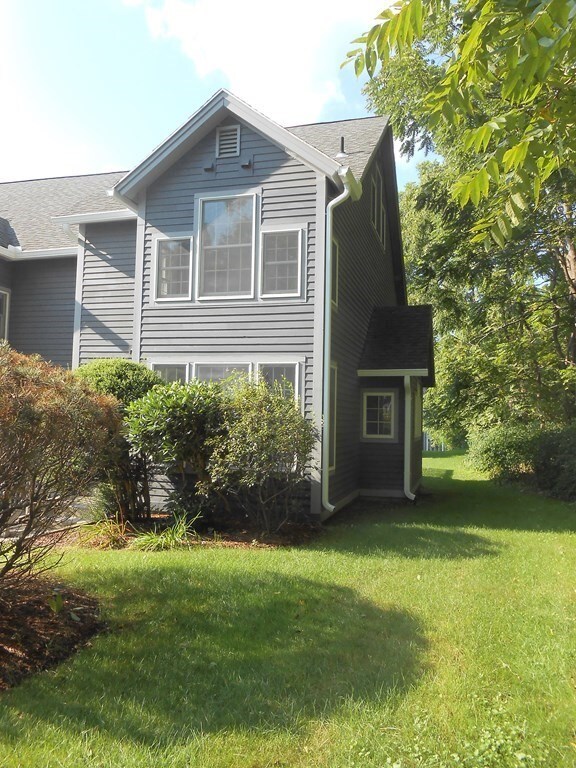 33 Amity Place, Amherst, MA 01002 - photo 2