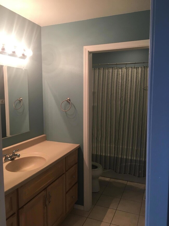 Unit A Full Bath