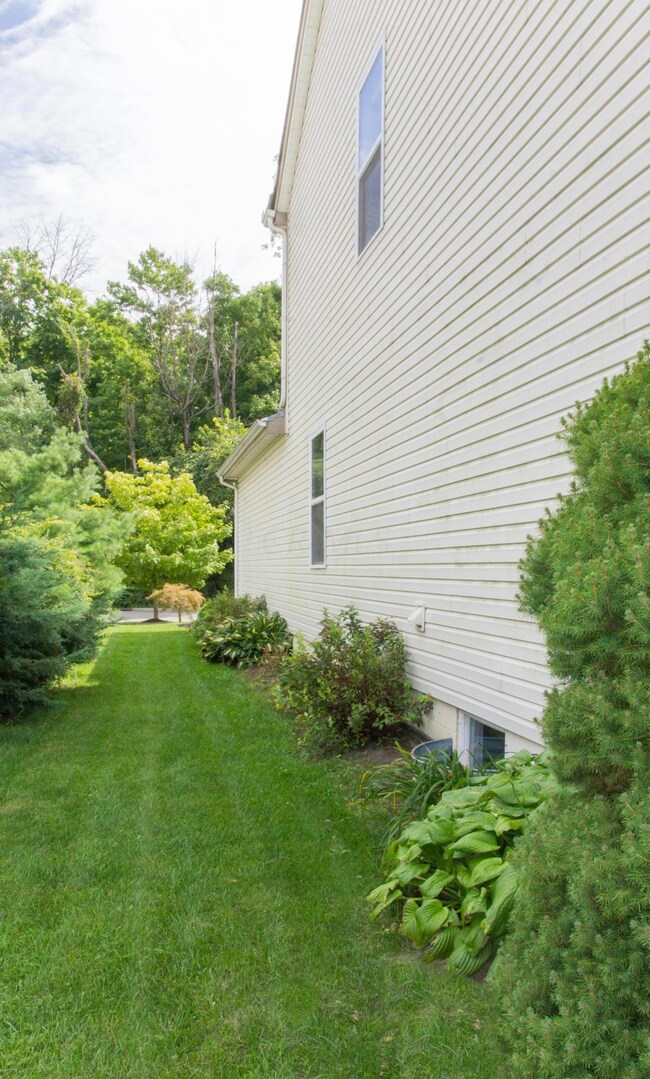 1947RavineWay (6 of 58)