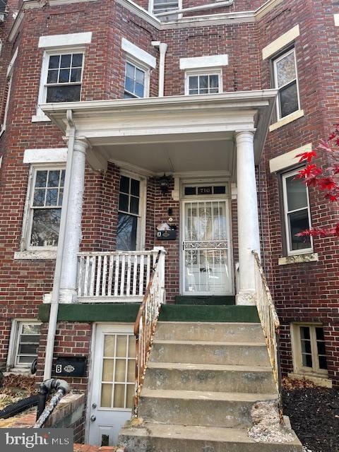 710 Rock Creek Church Rd NW, Washington, DC 20010 - photo 2