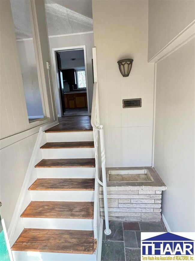 1350 Brooks Ave, Terre Haute, IN 47803 - photo 3