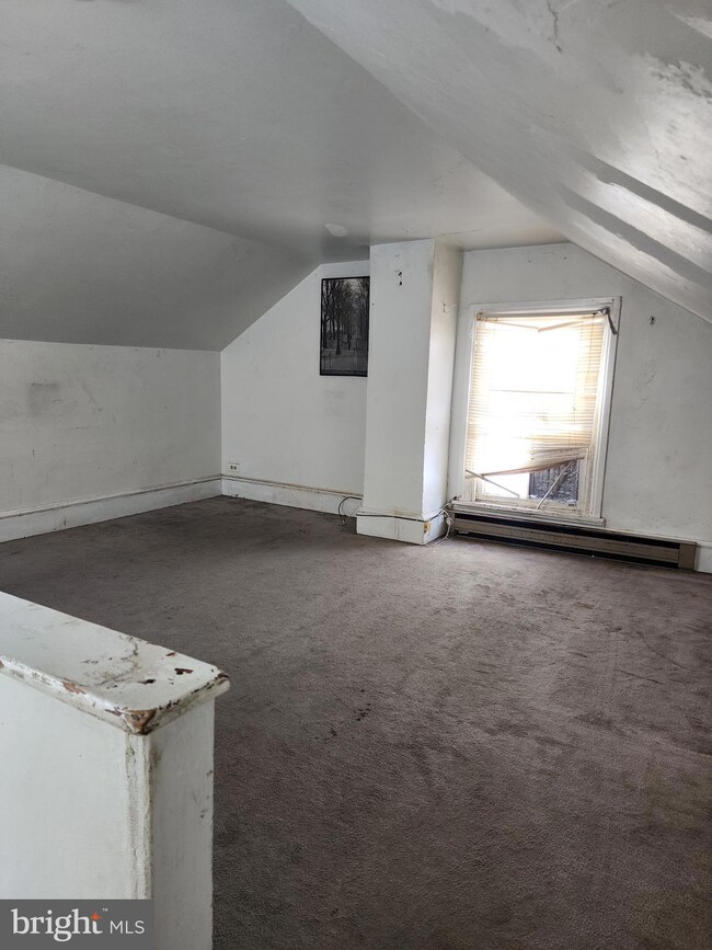 351 Union Aly, Pottstown, PA 19464 - photo 7