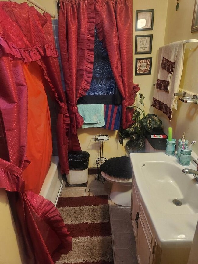 1209 W Waddell Ave, Albany, GA 31707 - photo 6