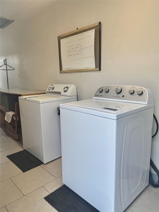 Free onsite laundry