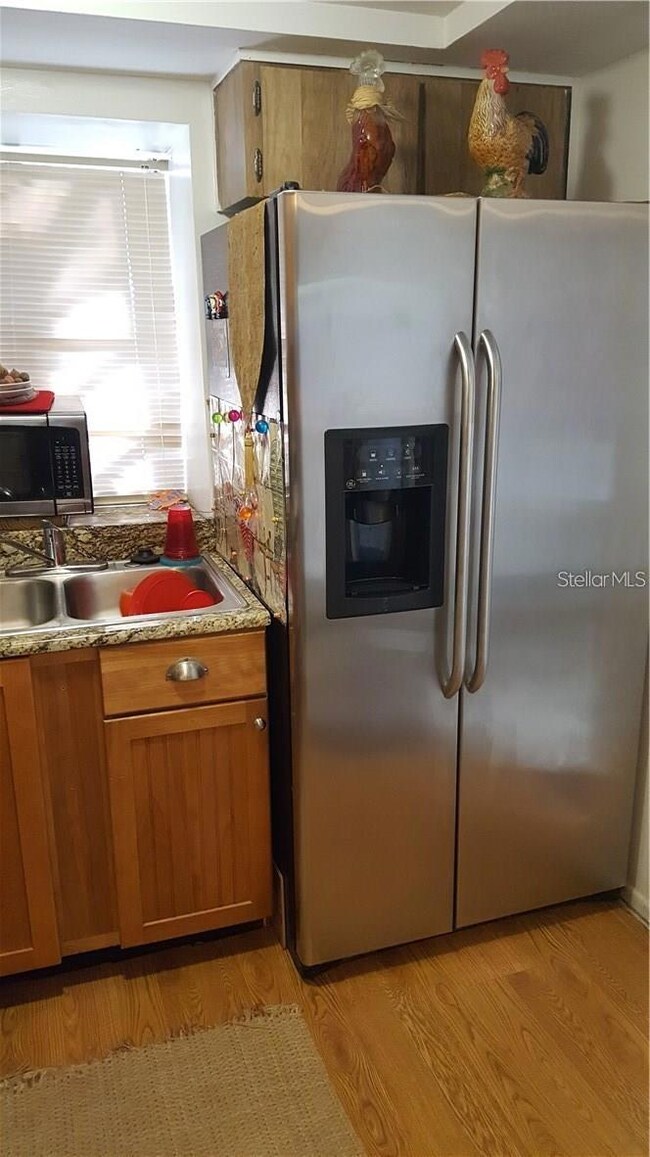 541 Trellis Ct unit A, Orlando, FL 32809 - photo 5