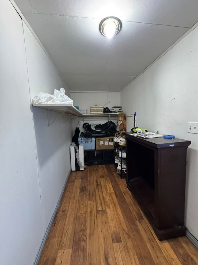 214 E 6th St, Milan, MO 63556 - photo 2