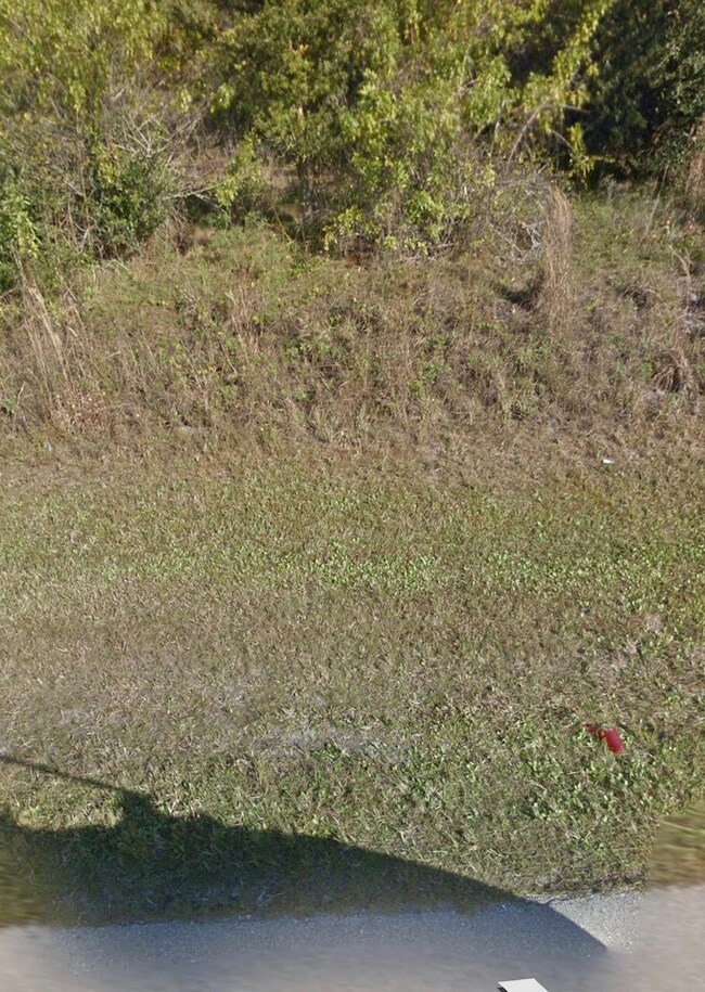 151 SW Ladybug Dr, Port Saint Lucie, FL 34953 - photo 2