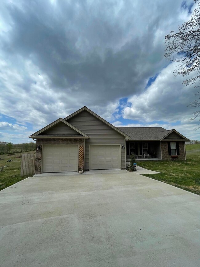 4613A1FF-2248-418D-8DB8-839ED70B61C8