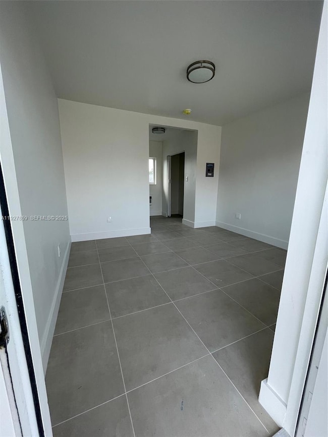 2196 Ali Baba Ave unit 8, Opa-Locka, FL 33054 - photo 3