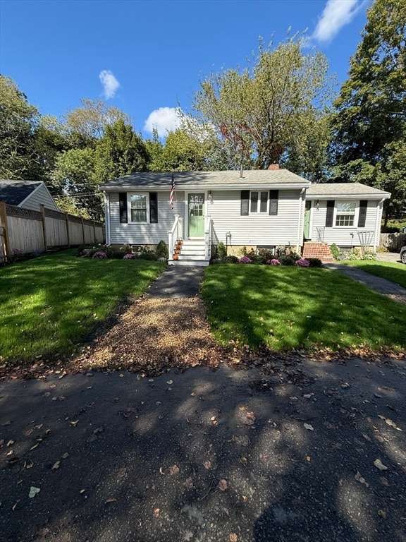 23 Sagamore Rd, Marblehead, MA 01945 - photo 2